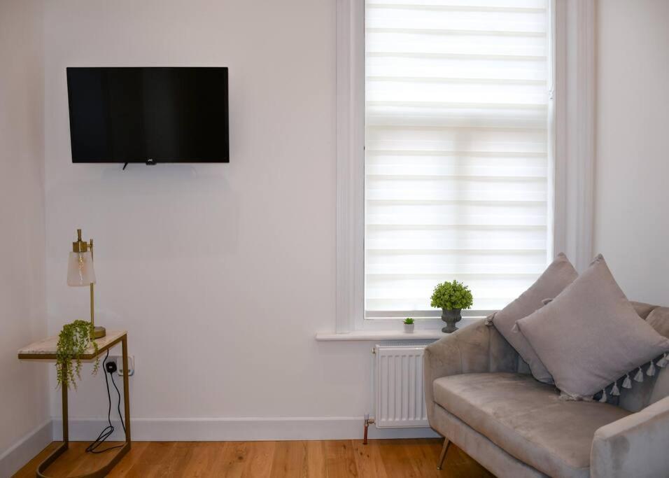 The Cosy Kove Apartment Bournemouth Exterior photo
